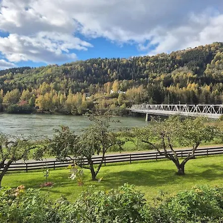 펜션 Cozy With Sauna, River Views And 10 Min From Hafjell And Lillehammer